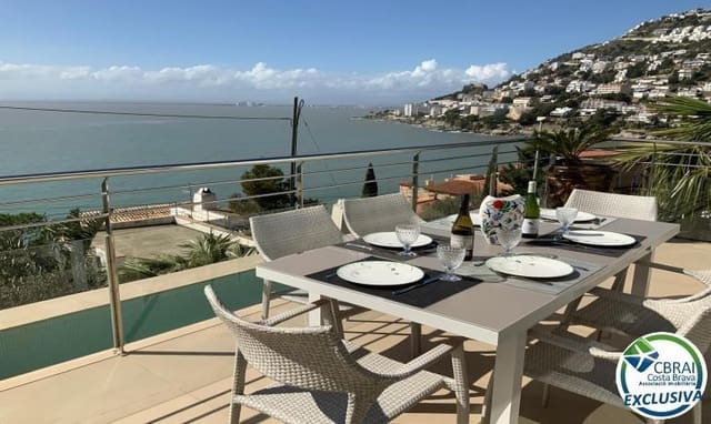 3 slaapkamer Villa te koop in Roses met zwembad garage - € 1.499.000 (Ref: 10055275)