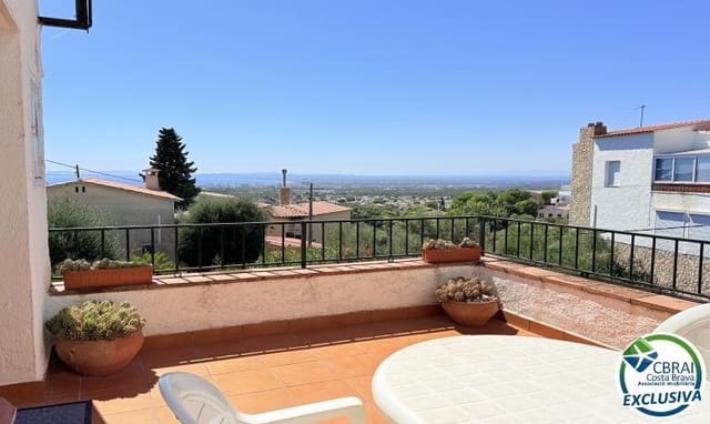 2 slaapkamer Villa te koop in Roses - € 179.000 (Ref: 10059465)