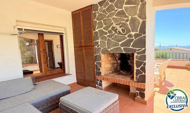 2 slaapkamer Villa te koop in Roses - € 179.000 (Ref: 10059465)