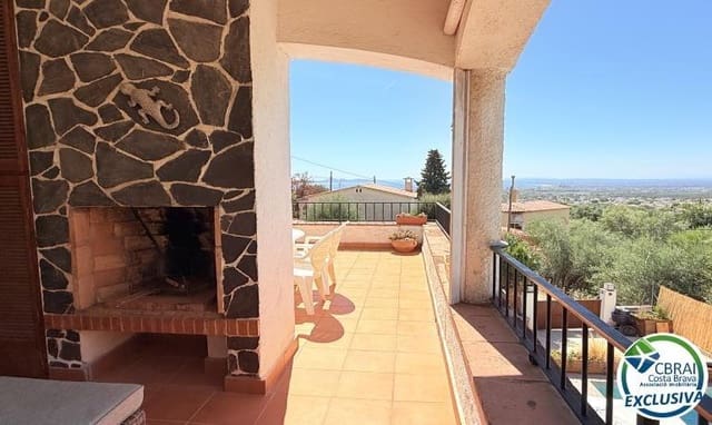 2 slaapkamer Villa te koop in Roses - € 179.000 (Ref: 10059465)