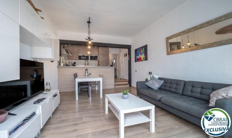 3 bedroom Townhouse for sale in Empuriabrava with pool garage - € 449,000 (Ref: 10070925)