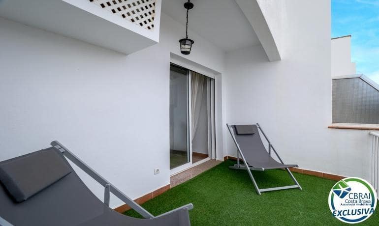 3 bedroom Townhouse for sale in Empuriabrava with pool garage - € 449,000 (Ref: 10070925)