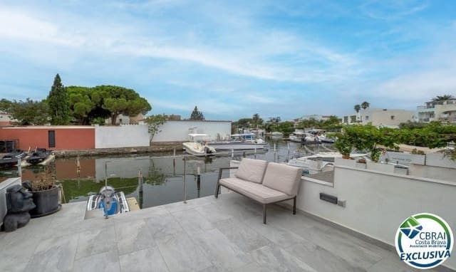 3 Zimmer Haus zu verkaufen in Empuriabrava, Castelló d'Empúries mit Pool Garage - 449.000 € (Ref: 10070925)