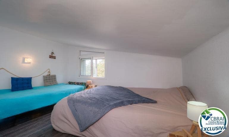 3 bedroom Townhouse for sale in Empuriabrava with pool garage - € 449,000 (Ref: 10070925)