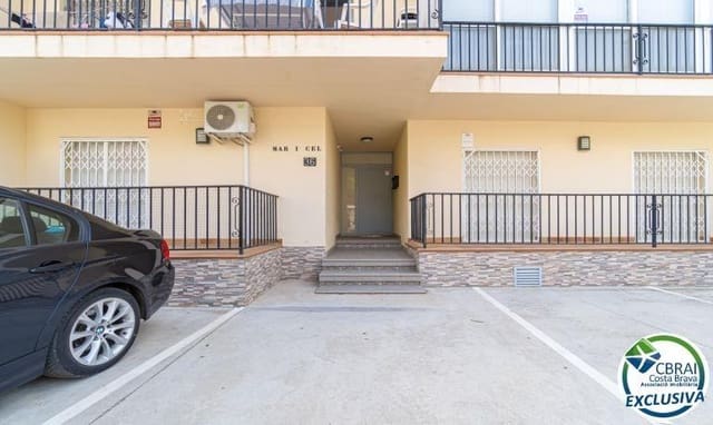 2 soverom Leilighet til salgs i Roses med garasje - € 215 000 (Ref: 10075636)