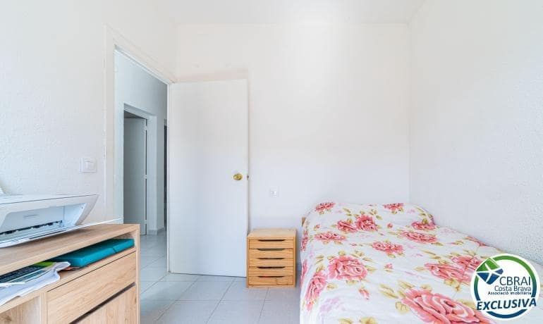 2 soverom Leilighet til salgs i Roses med garasje - € 215 000 (Ref: 10075636)