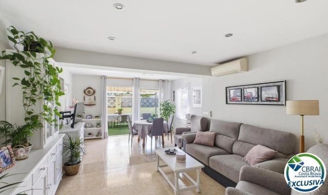 2 sypialnia Willa na sprzedaż w Empuriabrava, Castelló d'Empúries z garażem - 307 000 € (Ref: 10075638)
