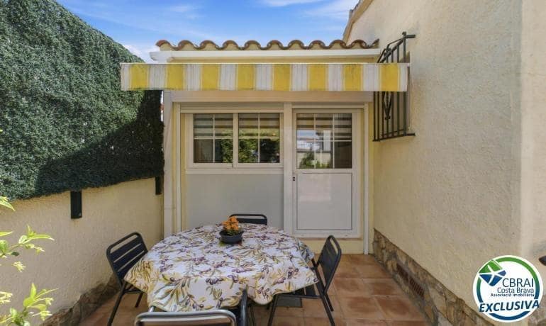 2 sypialnia Willa na sprzedaż w Empuriabrava z garażem - 307 000 € (Ref: 10075638)