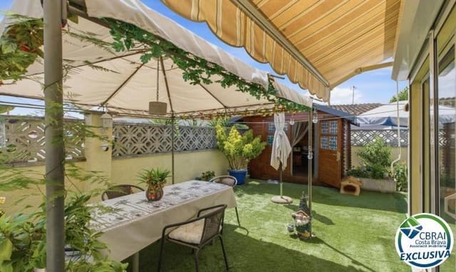 2 sypialnia Willa na sprzedaż w Empuriabrava, Castelló d'Empúries z garażem - 307 000 € (Ref: 10075638)