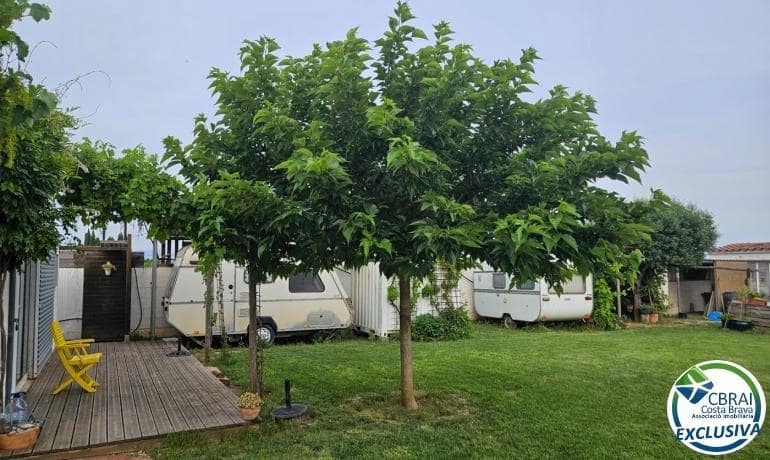 Ubebygd land til salgs i Figueres - € 75 000 (Ref: 10081202)