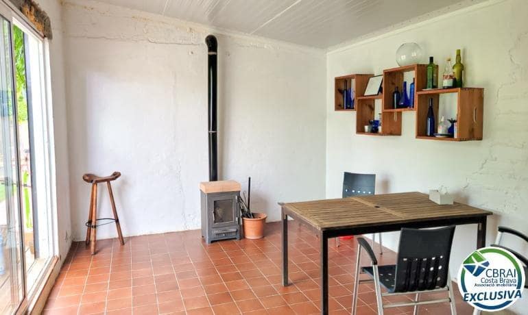 Ubebygd land til salgs i Figueres - € 75 000 (Ref: 10081202)