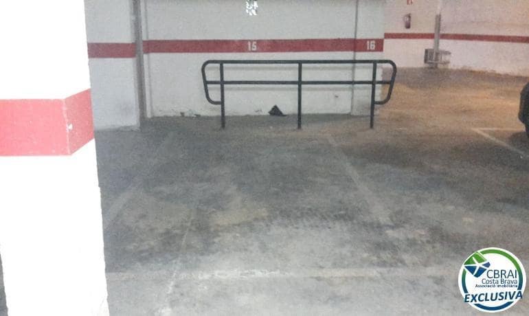Garaje en Palau-saverdera en venta - 15.500 € (Ref: 10086119)