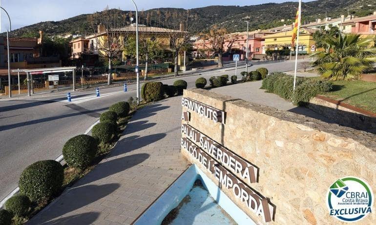 Garaje en Palau-saverdera en venta - 15.500 € (Ref: 10086119)