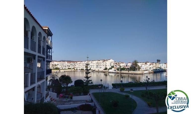 1 chambre Appartement à vendre à Empuriabrava avec piscine - 135 000 € (Ref: 10089696)