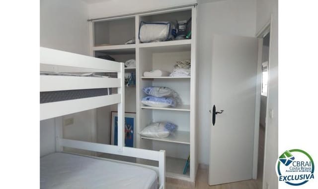 1 chambre Appartement à vendre à Empuriabrava, Castelló d'Empúries avec piscine - 135 000 € (Ref: 10089696)