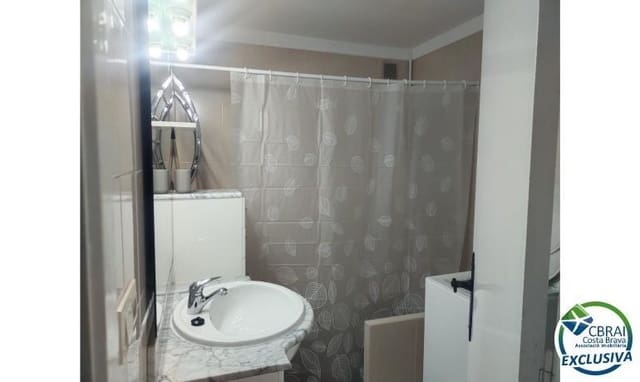 1 chambre Appartement à vendre à Empuriabrava, Castelló d'Empúries avec piscine - 135 000 € (Ref: 10089696)