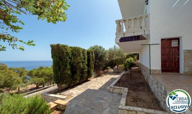 4 quarto Moradia para venda em Llançà com piscina garagem - 575 000 € (Ref: 10094622)