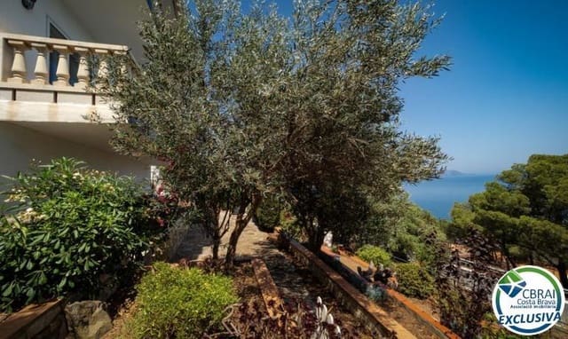 4 quarto Moradia para venda em Llançà com piscina garagem - 575 000 € (Ref: 10094622)