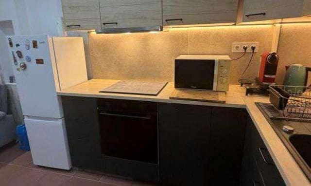 Apartamento de 2 habitaciones en Santa Margarida, Roses en venta con piscina - 179.000 € (Ref: 10098390)