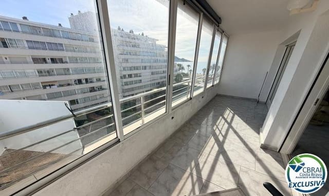 Apartamento de 2 habitaciones en Santa Margarida, Roses en venta con piscina - 210.000 € (Ref: 10098391)