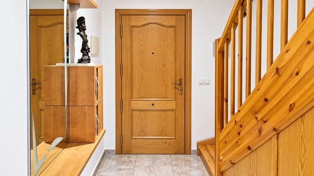 3 camera da letto Attico in vendita in Roses con piscina garage - 340.000 € (Rif: 10100432)