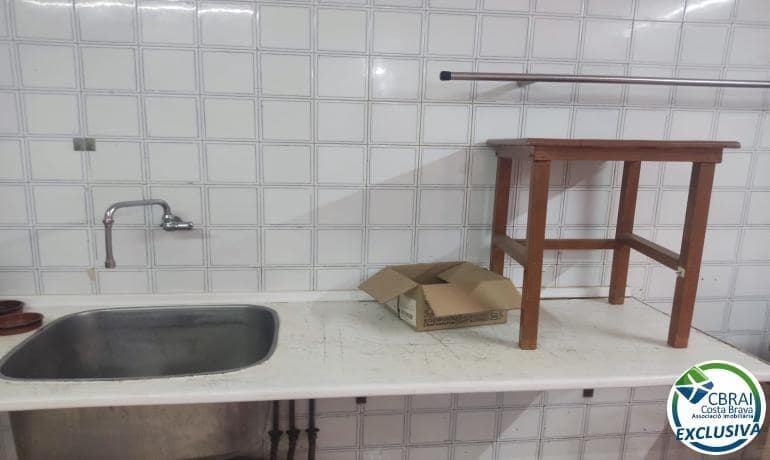 Komercyjne na sprzedaż w Empuriabrava - 144 000 € (Ref: 10100433)