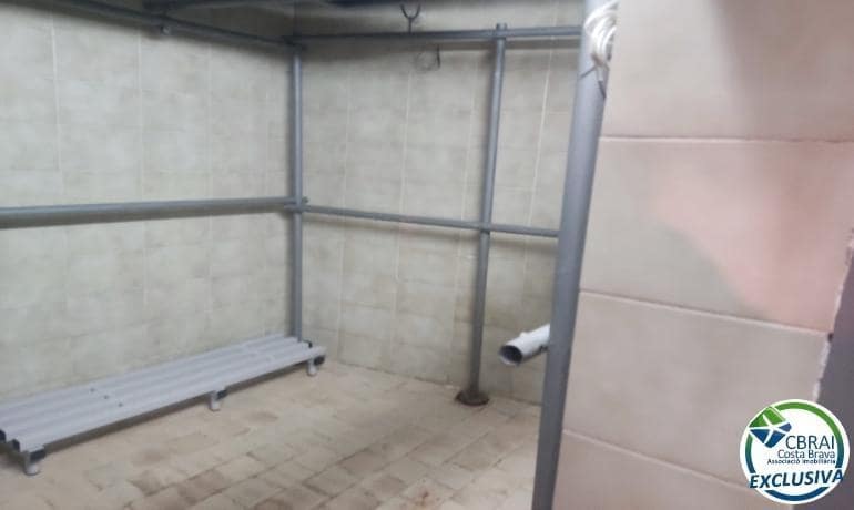 Komercyjne na sprzedaż w Empuriabrava - 144 000 € (Ref: 10100433)