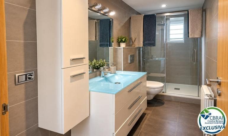 4 sovrum Villa till salu i Roses med pool garage - 620 000 € (Ref: 10100434)