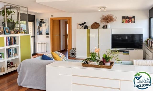 4 sovrum Villa till salu i Roses med pool garage - 620 000 € (Ref: 10100434)