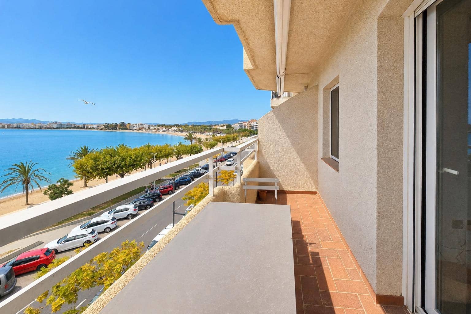1 bedroom Apartment for rent in Roses - € 890 (Ref: 10102598)