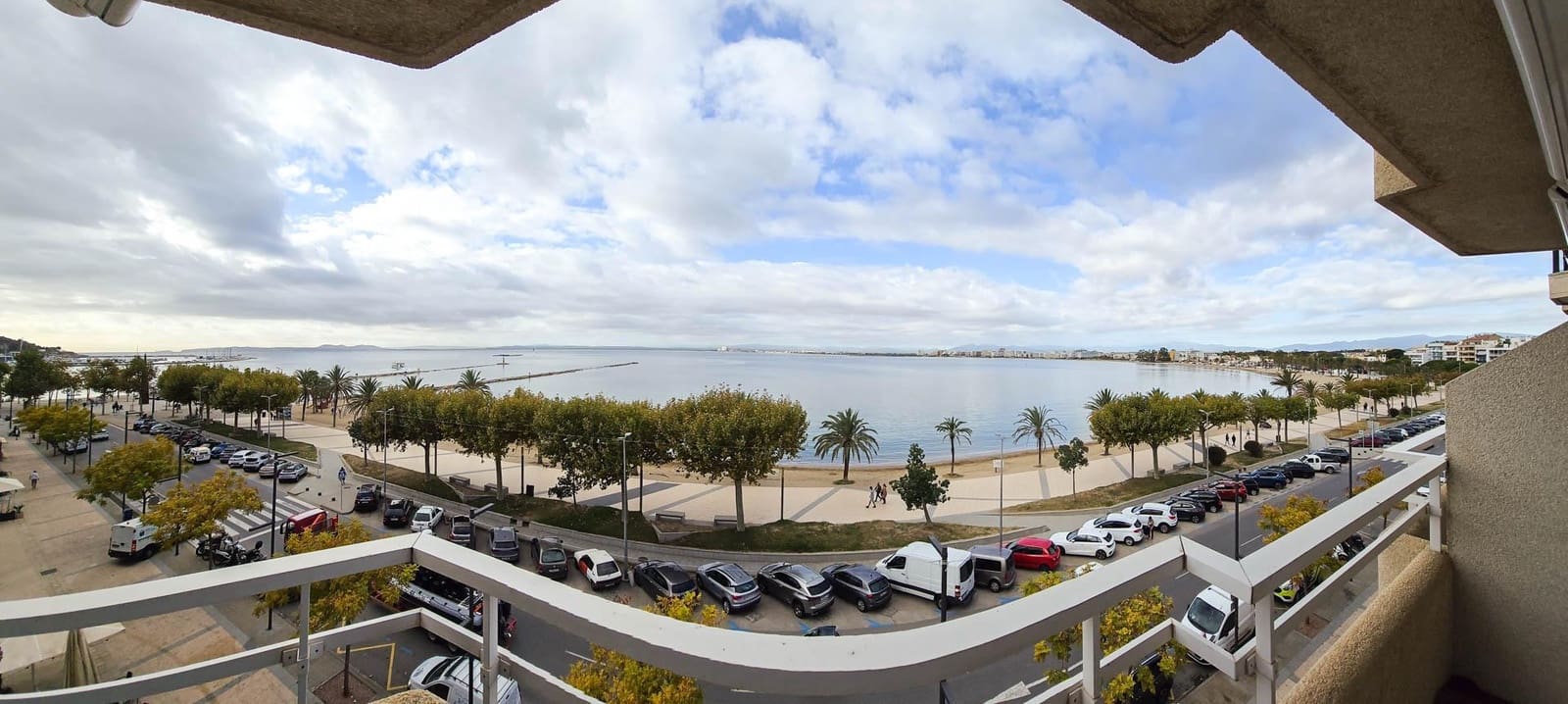 1 bedroom Apartment for rent in Roses - € 890 (Ref: 10102598)
