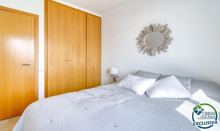 Pareado de 3 habitaciones en Roses en venta con garaje - 655.000 € (Ref: 10102600)