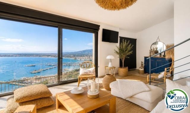Pareado de 3 habitaciones en Roses en venta con garaje - 655.000 € (Ref: 10102600)