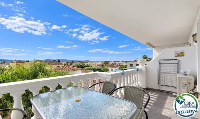 1 makuuhuone Huoneisto myytävänä paikassa Empuriabrava, Castelló d'Empúries mukana uima-altaan 
autotalli - 190 000 € (Ref: 10115864)