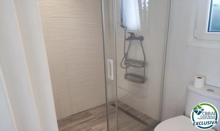 3 Zimmer Villa zu verkaufen in Empuriabrava mit Pool - 475.000 € (Ref: 10115865)