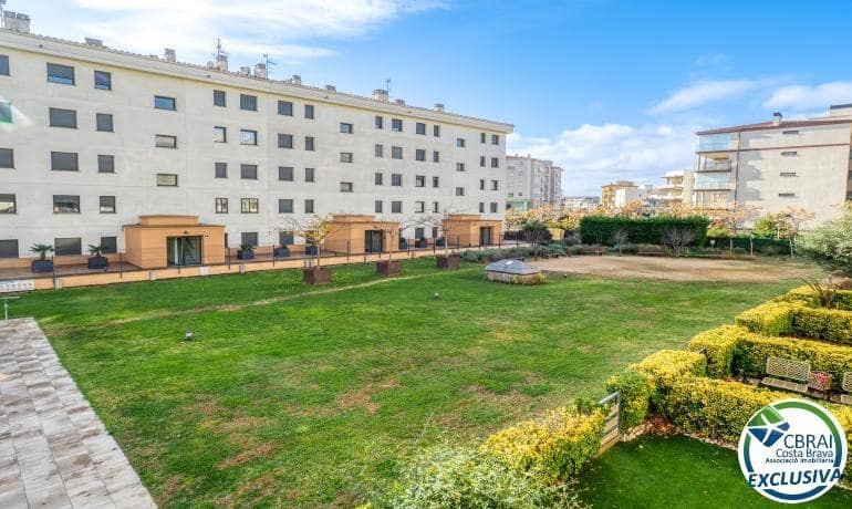 2 sovrum Lägenhet till salu i Roses med pool garage - 365 000 € (Ref: 10131973)