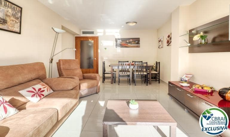 2 sovrum Lägenhet till salu i Roses med pool garage - 365 000 € (Ref: 10131973)