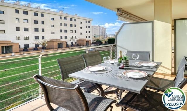 2 sovrum Lägenhet till salu i Roses med pool garage - 365 000 € (Ref: 10131973)