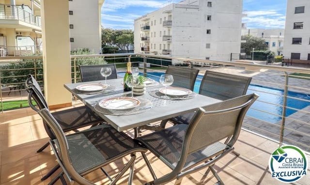 2 sovrum Lägenhet till salu i Roses med pool garage - 365 000 € (Ref: 10131973)