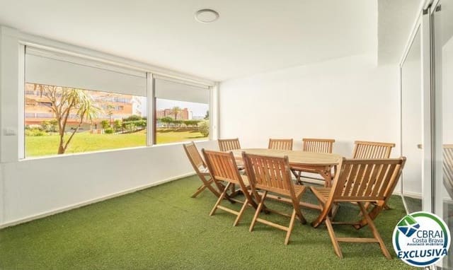 3 sovrum Lägenhet till salu i Santa Margarida, Roses med pool - 169 000 € (Ref: 10131974)