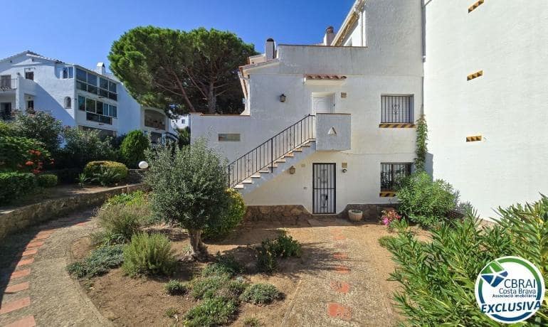 1 slaapkamer Appartement te koop in Roses met zwembad garage - € 139.500 (Ref: 10132764)