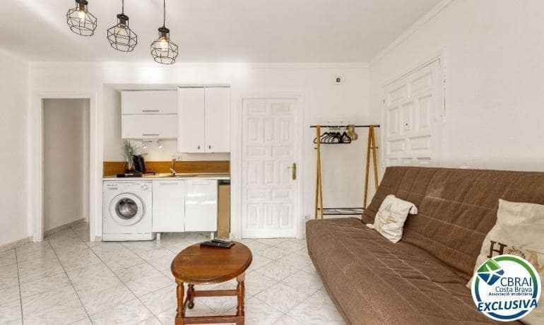 1 slaapkamer Appartement te koop in Roses met zwembad garage - € 139.500 (Ref: 10132764)