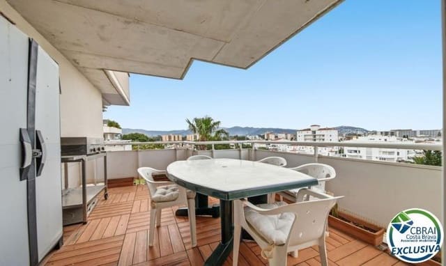 2 soveværelse Lejlighed til salg i Santa Margarida, Roses med swimmingpool garage - € 225.000 (Ref: 10136045)