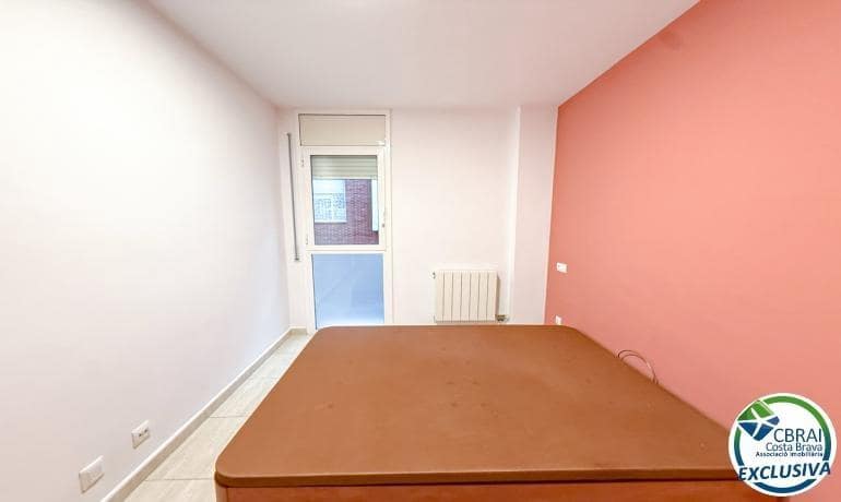 2 soveværelse Lejlighed til salg i Figueres - € 135.000 (Ref: 10139704)