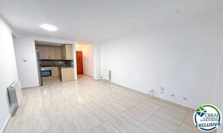 2 soveværelse Lejlighed til salg i Figueres - € 135.000 (Ref: 10139704)