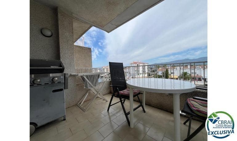 1 bedroom Apartment for sale in Empuriabrava - € 169,000 (Ref: 10139705)