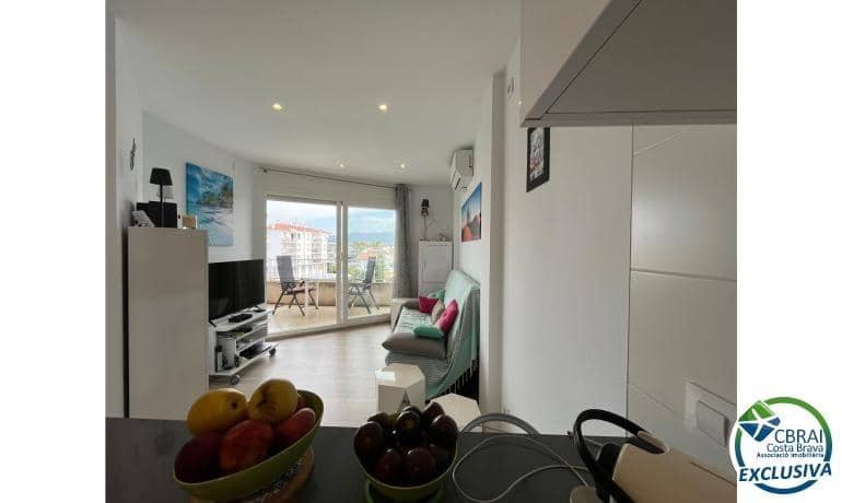 1 bedroom Apartment for sale in Empuriabrava - € 169,000 (Ref: 10139705)