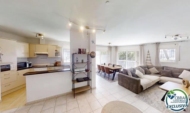 3 slaapkamer Appartement te koop in Santa Margarida, Roses - € 279.000 (Ref: 10142611)
