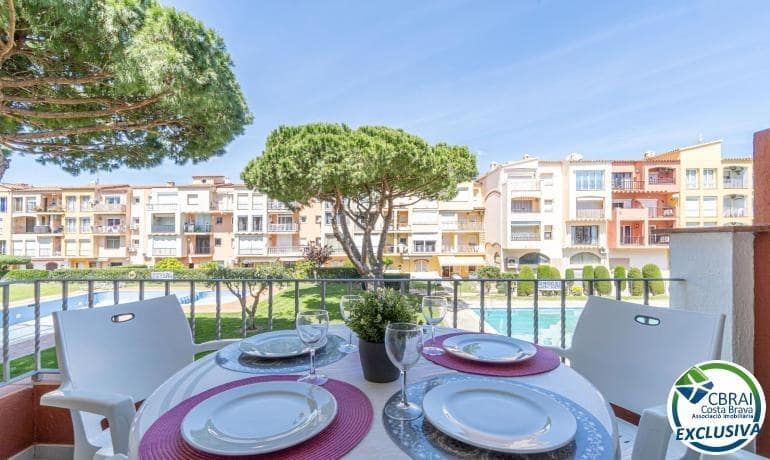 2 slaapkamer Appartement te koop in Empuriabrava met zwembad - € 257.000 (Ref: 10157884)