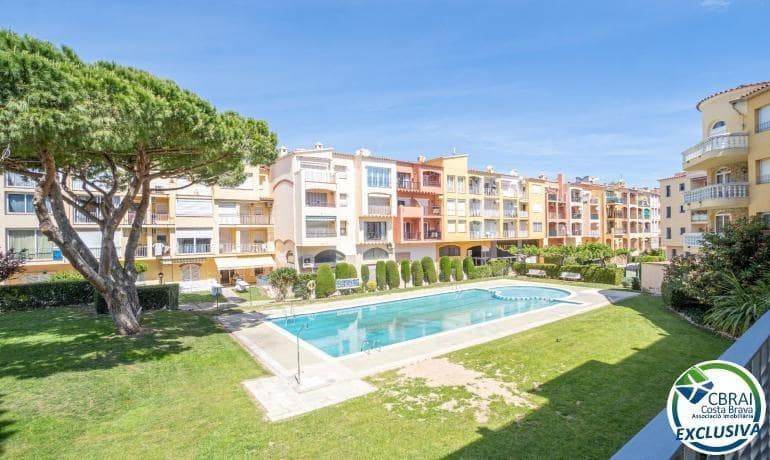 2 slaapkamer Appartement te koop in Empuriabrava met zwembad - € 257.000 (Ref: 10157884)